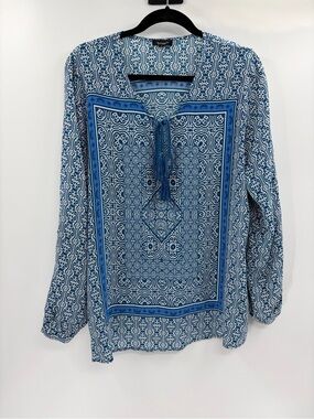 Tolani Blue Silk Medallion Print Boho Tassel Tie Blouse boho Top size large